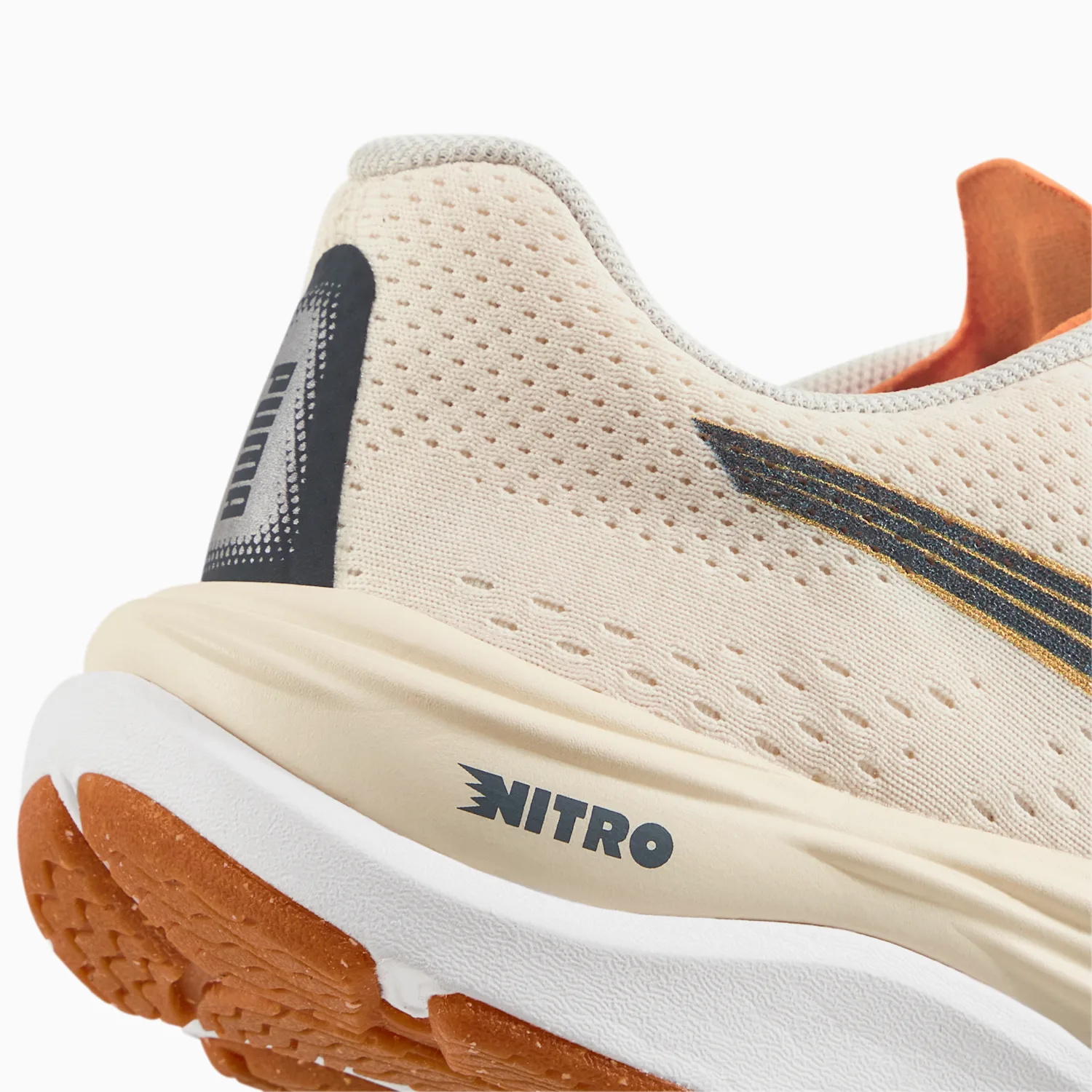 Dámské Běžecké Boty Puma PUMA x FIRST MILE Velocity Nitro 2 Béžový | PU7810-X38